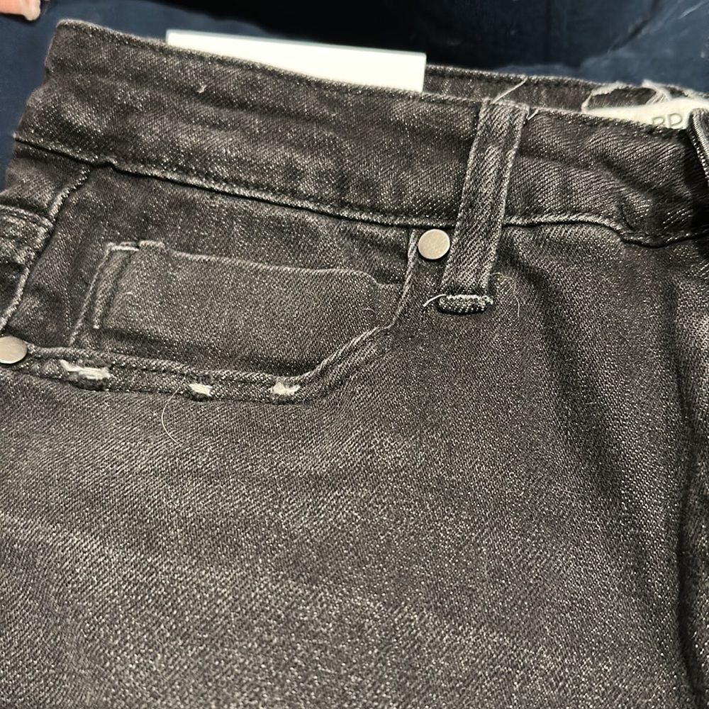NWT-BP BLACK WASH DISTRESSED JEANS